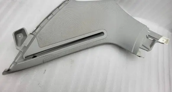 Audi Q7 4M (D)pillar trim (top) 4M0867246D