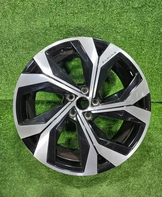 R20 alloy rim