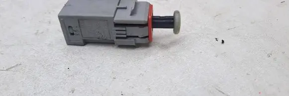 Opel Vectra C Clutch pedal sensor 55701396