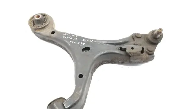 Honda Civic IX Front lower control arm/wishbone