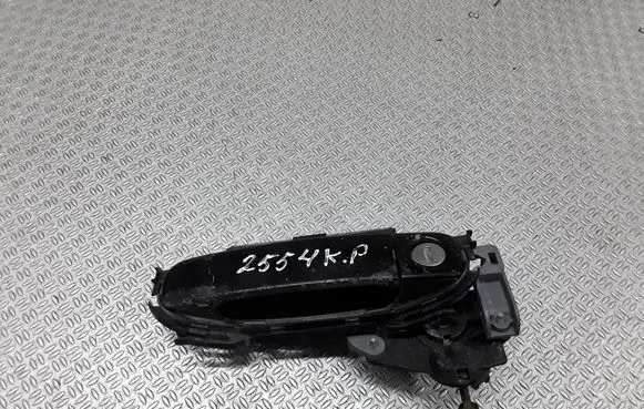 Audi A3 S3 A3 Sportback 8P Front door exterior handle