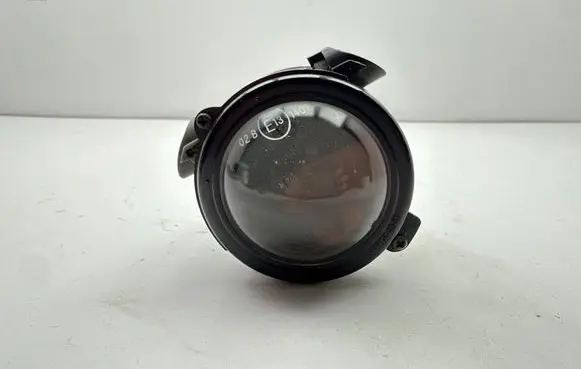 Lexus RX 330 - 350 - 400H Front fog light E131407