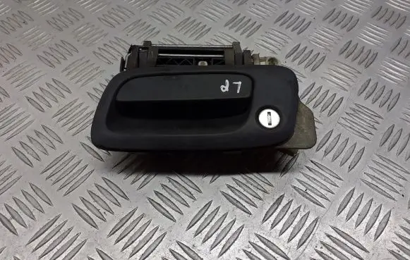 Opel Zafira A Front door interior handle