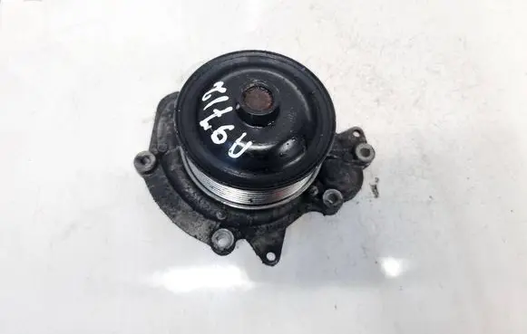 Mercedes-Benz R W251 Water pump 