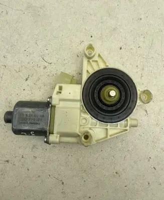 Mercedes-Benz GLK (X204) Rear door window regulator motor A2048200542 0130822505