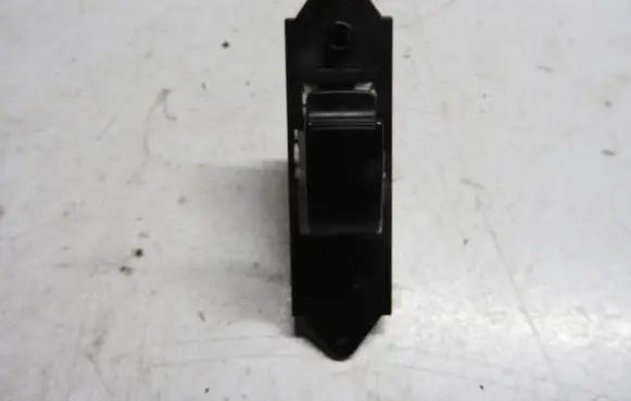 Mitsubishi ASX Electric window control switch MR587944 C8DD411MB 1190THN