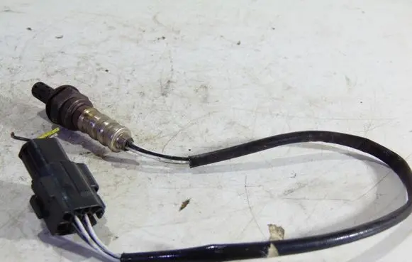 Mazda Demio Lambda probe sensor 495F4