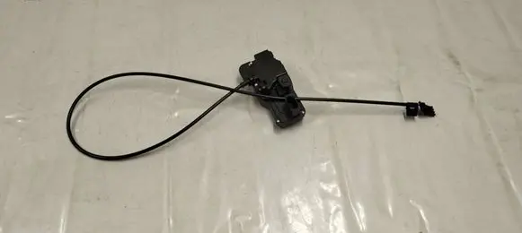Tesla Model S Rear door lock 600891100d