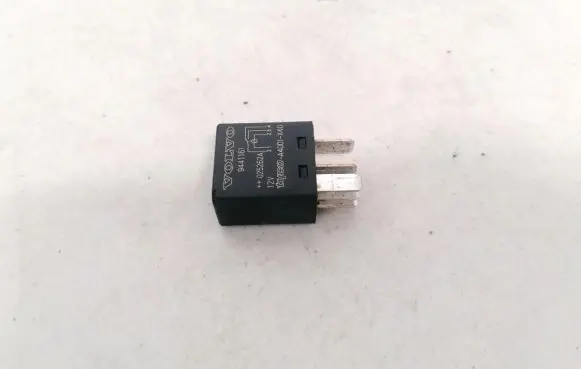 Volvo XC90 Other relay 9441161 025262a
