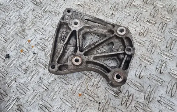 Chevrolet Captiva A/C compressor mount bracket 96868422