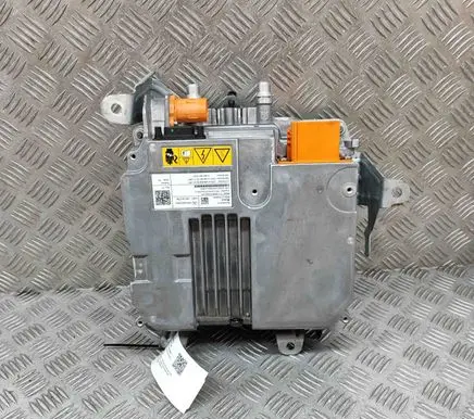 Mercedes-Benz EQC Voltage converter inverter A0009015211 A0009023282
