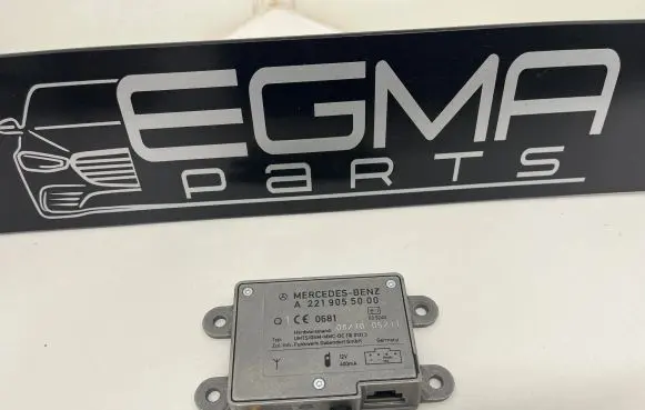 Mercedes-Benz S W221 Aerial antenna amplifier A2219055000