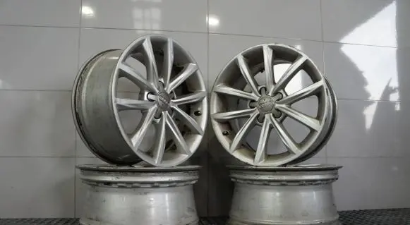 Audi TT TTS Mk2 R17 alloy rim 