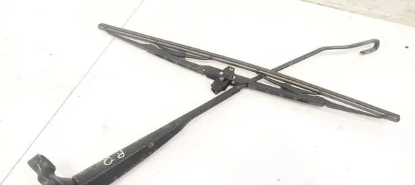 Volkswagen Polo IV 9N3 Front wiper blade arm 6X1955410