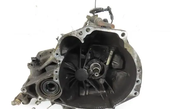 Nissan Almera N16 Manual 6 speed gearbox 4M506VB