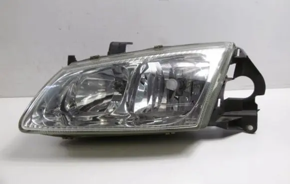 Nissan Almera Tino Headlight/headlamp 26060BN011