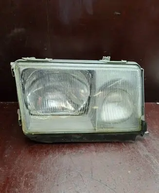 Mercedes-Benz E W124 Headlight/headlamp 12957800 13015800