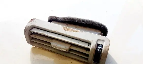 Audi A6 S6 C6 4F Dash center air vent grill 4f0819383a