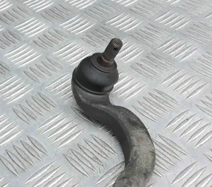 Mitsubishi L200 Steering tie rod 
