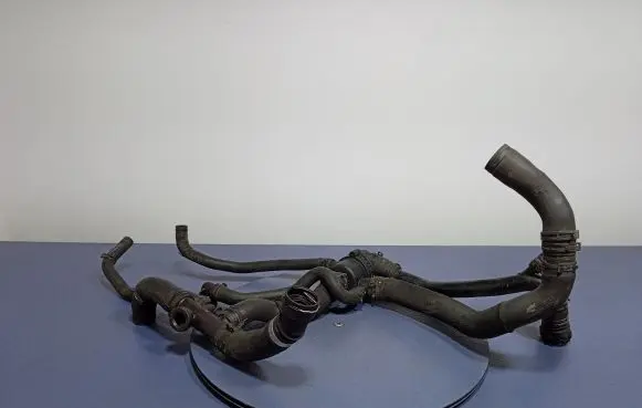Jaguar XF X250 Engine coolant pipe/hose 9X23-8K534-BB