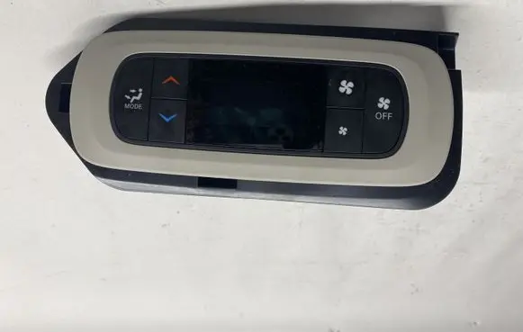 Chrysler Pacifica Interior fan control switch P68395991AA
