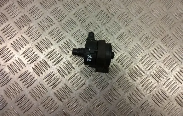 BMW 3 F30 F35 F31 Electric auxiliary coolant/water pump 8605322