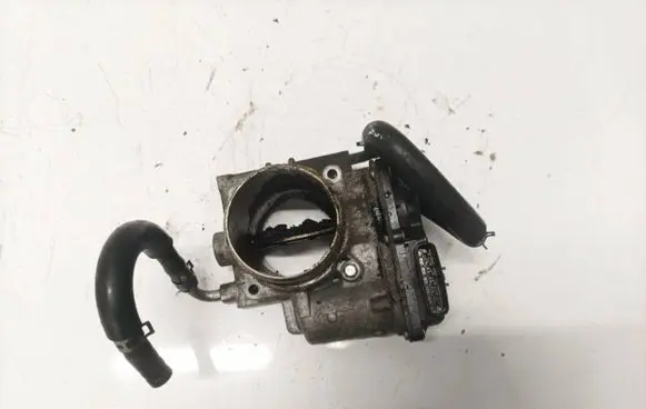 Mazda CX-5 Throttle valve sh01136b0 0100007778029