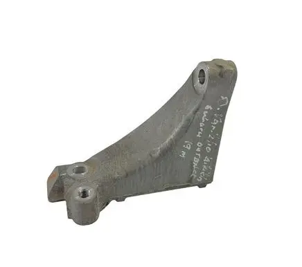 Subaru Outback (BS) Engine mounting bracket 30450AA000