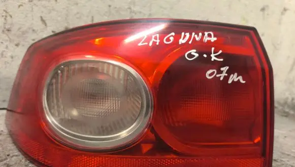 Renault Laguna II Rear/tail lights 04031