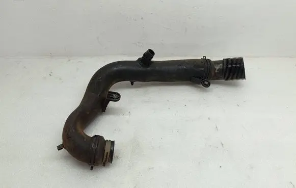 Intercooler hose/pipe