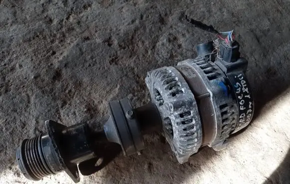 Ford Focus Generator/alternator 4M5T10300KB 103630