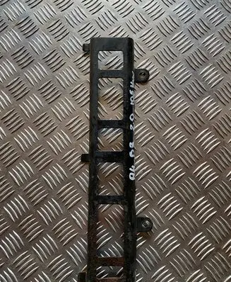 Audi A4 S4 B8 8K Fuel filter bracket/mount holder 8K0201710