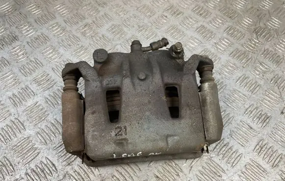 Nissan Leaf II (ZE1) Front brake caliper