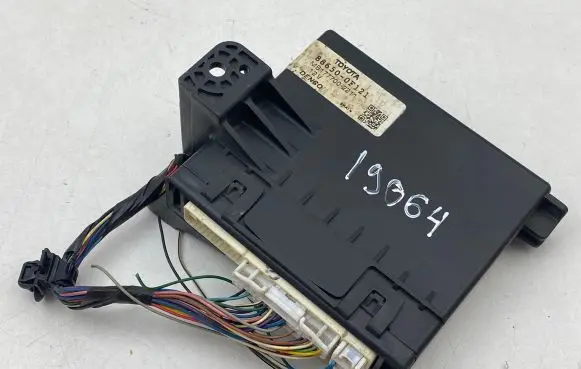 Toyota Verso Air conditioning/heating control unit 886500F121 MB1777002211