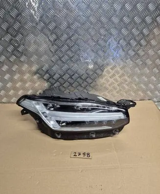 Volvo XC90 Headlight/headlamp 32404716