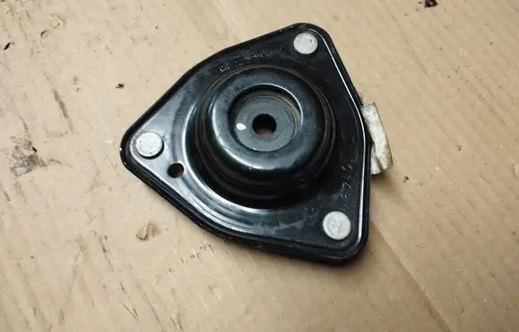 Chrysler Town u0026 Country V Coil spring mount 04721547AB