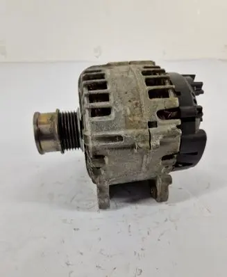 Volkswagen Golf Sportsvan Generator/alternator 04C903023K