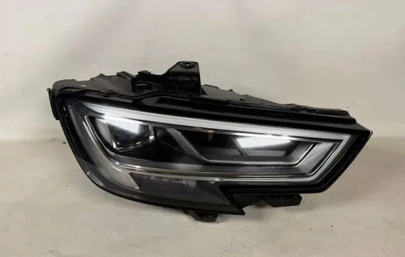 Audi A3 S3 8V Headlight/headlamp 8v0941034c