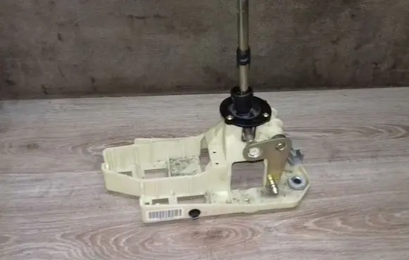 Volvo S80 Gear shifter/selector 8028100061