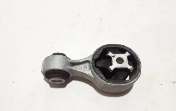 Nissan Qashqai Engine mount bracket 113504BA0A