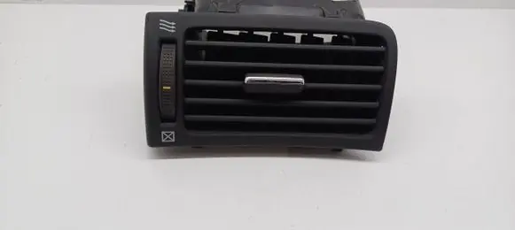 Toyota Avensis T250 Dashboard side air vent grill/cover trim 8518