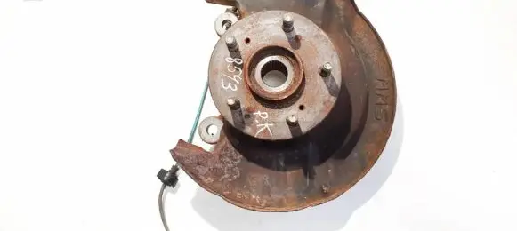 Honda CR-V Front wheel hub