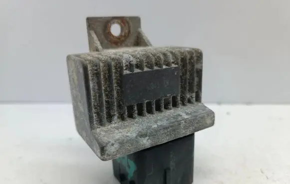 Peugeot 207 Glow plug pre-heat relay 9640469680 9640469680A