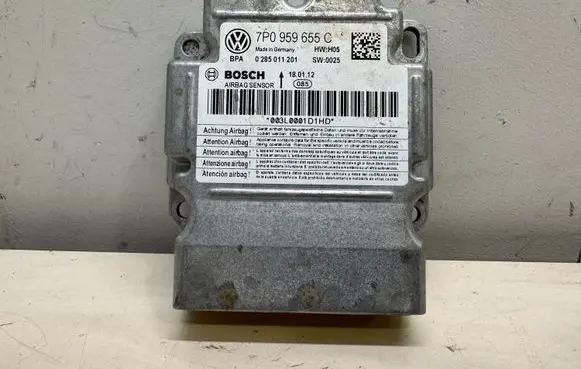 Volkswagen Touareg II Airbag control unit/module 7P0959655C 0285011201