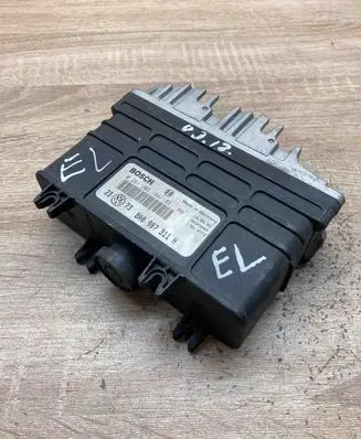 Volkswagen Golf III Engine control unit/module ECU 8A0907311H 0261203184 185