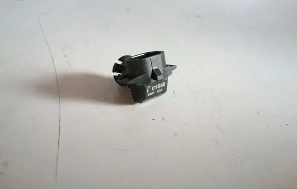 Opel Vectra B Outside/external air temperature sensor 018408957E04 8957E04 01840