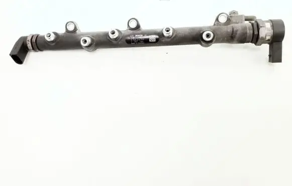 BMW 1 E81 E87 Fuel main line pipe 7787164 0445214030 040235