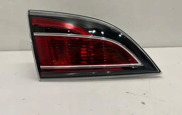 Mazda 6 Tailgate rear/tail lights 513F0