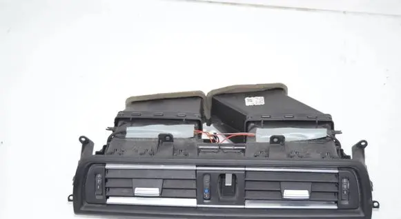 BMW 5 F10 F11 Dash center air vent grill 9209136 64229209136