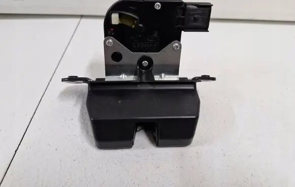 Hyundai i40 Tailgate exterior lock 